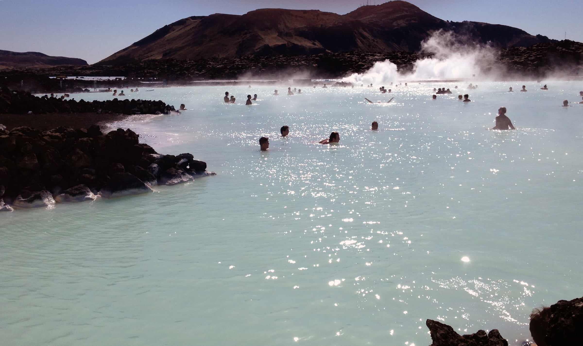 in de tussentijd Skim pakket Een dagje naar het Blue Lagoon geothermale bad in IJsland - Reisvormen