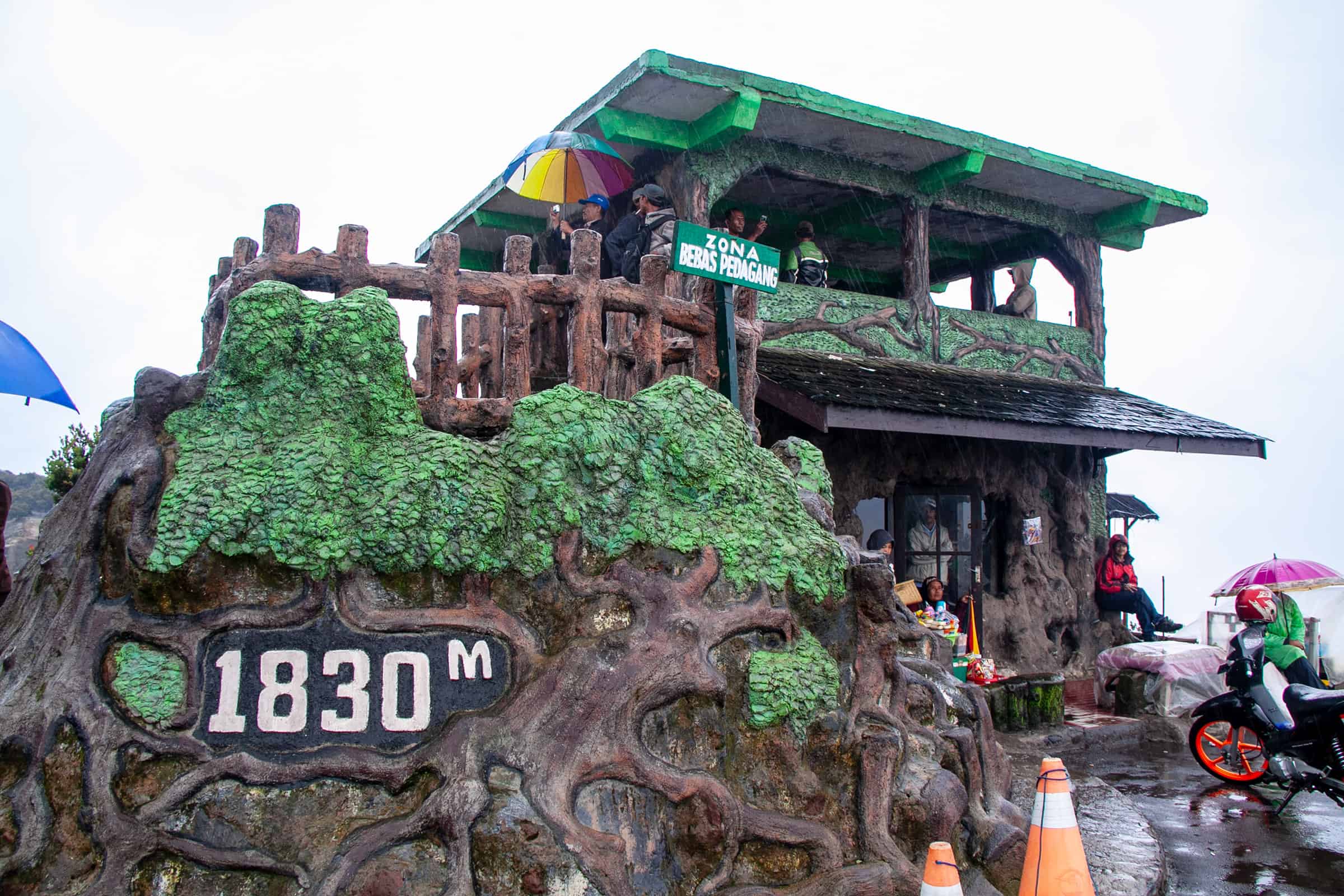 Tangkuban Perahu vulkaan