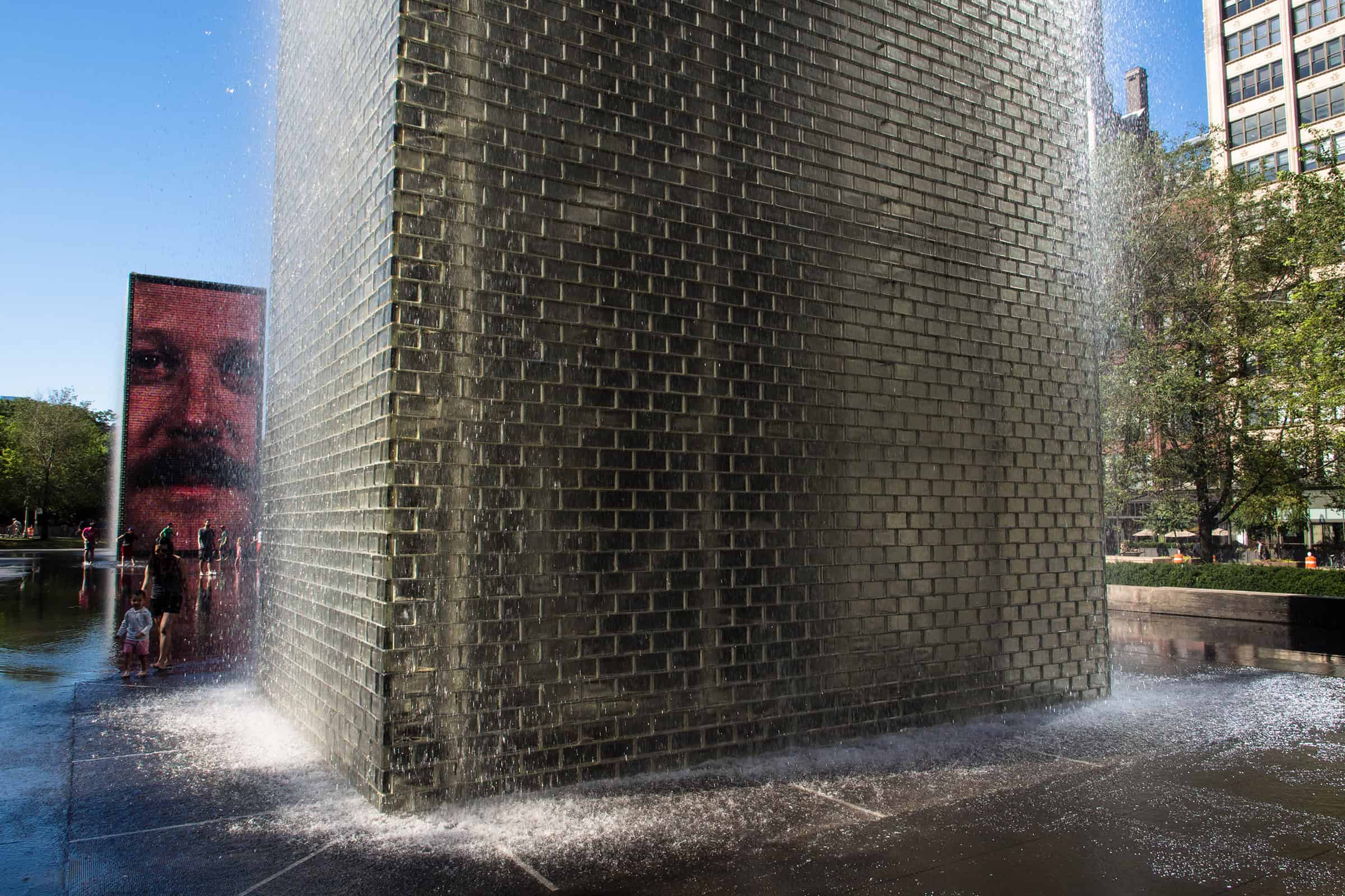 Crown Fountain bij het Millennium Park in Chicago