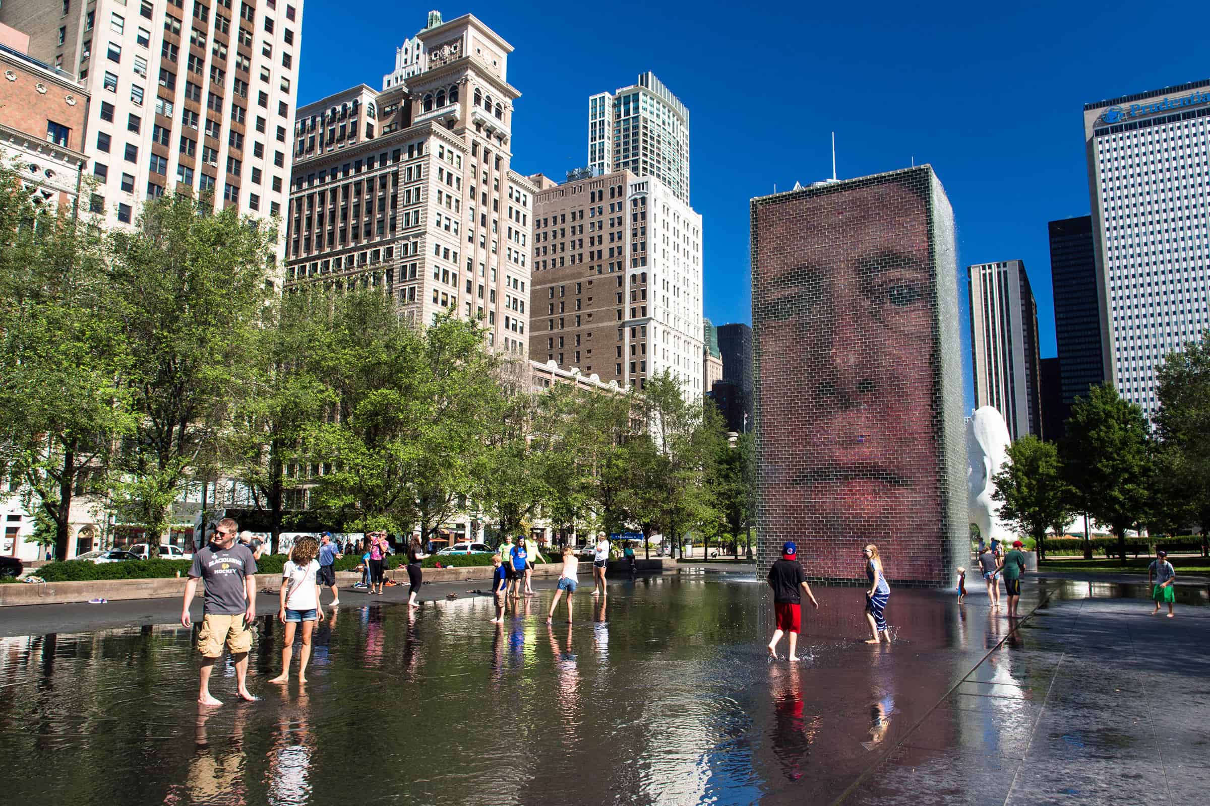 Crown Fountain bij het Millennium Park in Chicago