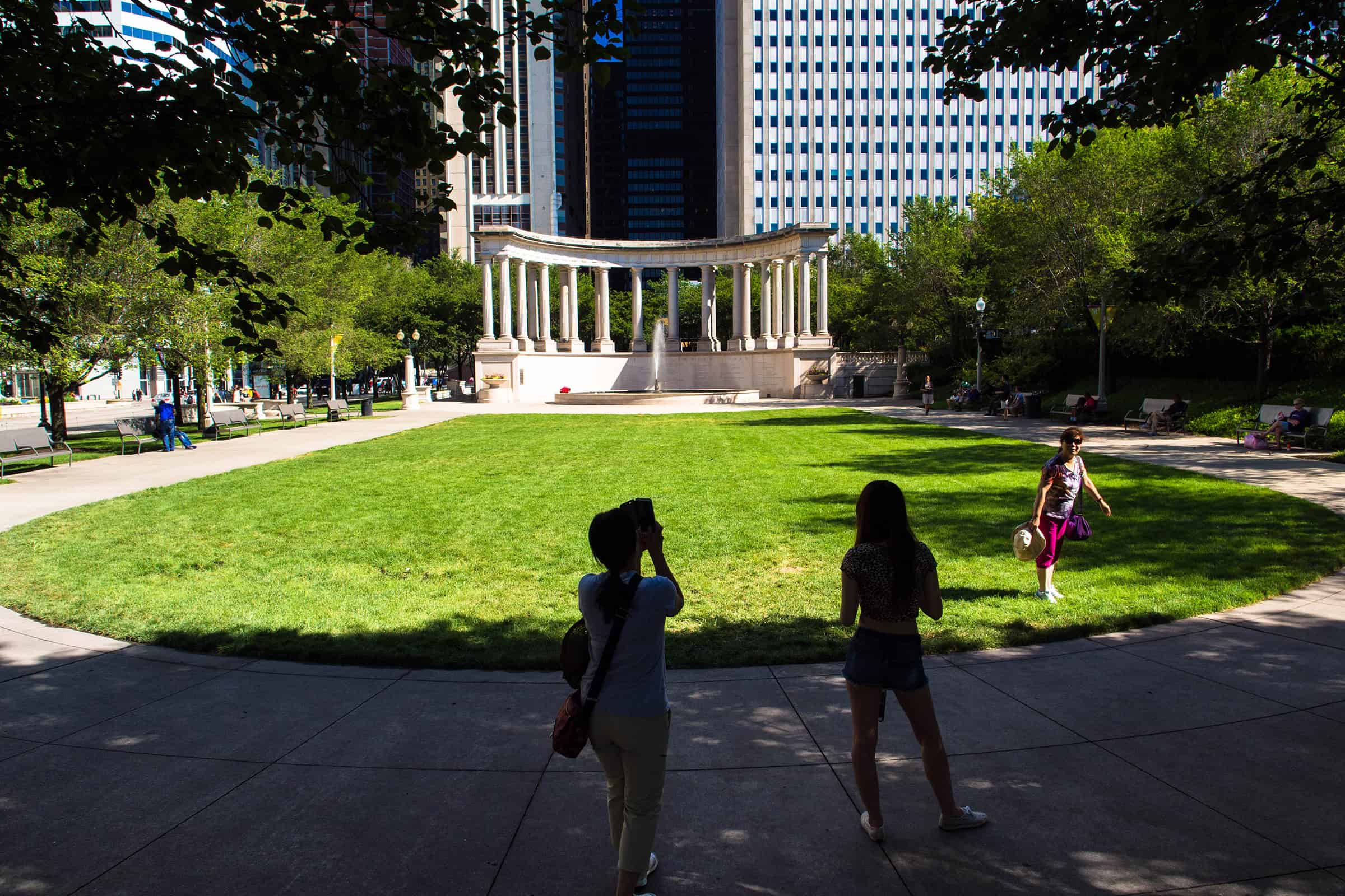 Het Millennium Monument in het Millennium Park in Chicago