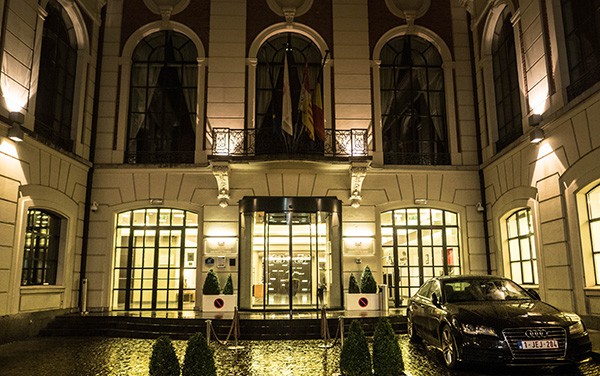 entree-crowne-plaza-liege-1