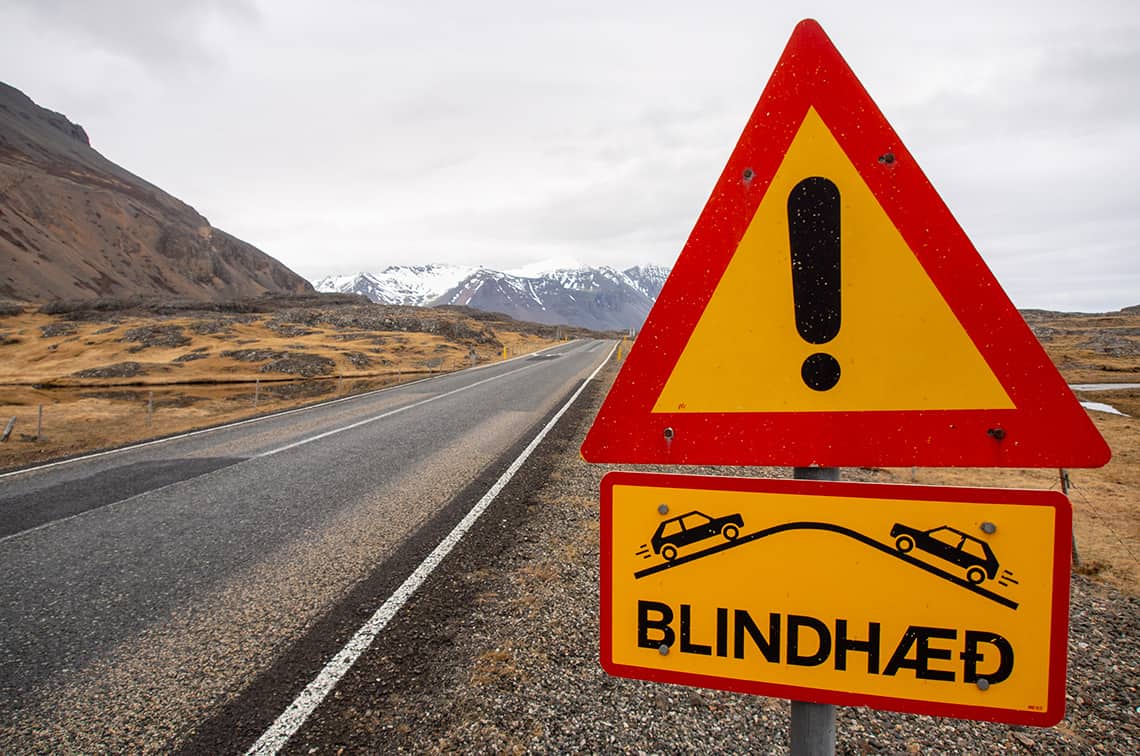 Waarschuwingsbord in IJsland