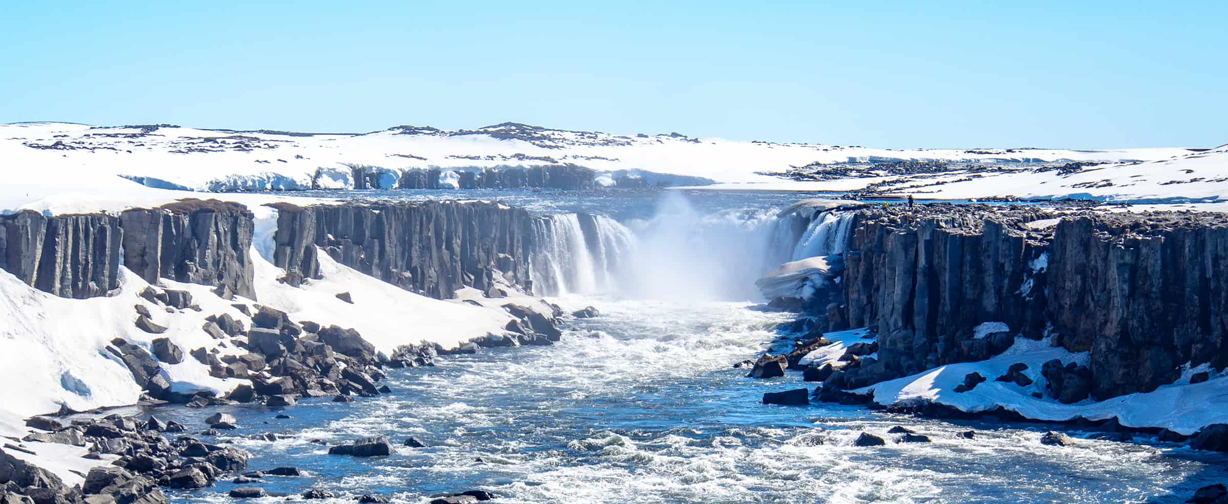 selfoss-waterval-in-ijsland-header