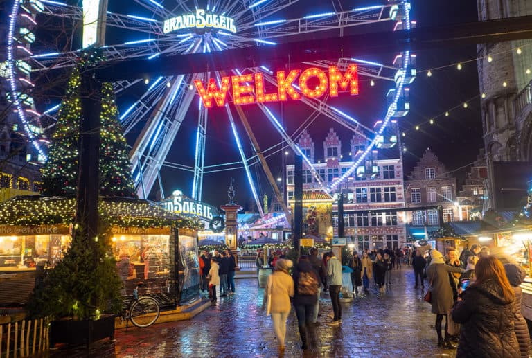 Gentse Winterfeesten. Vier Kerst op de sfeervolle kerstmarkt in Gent!